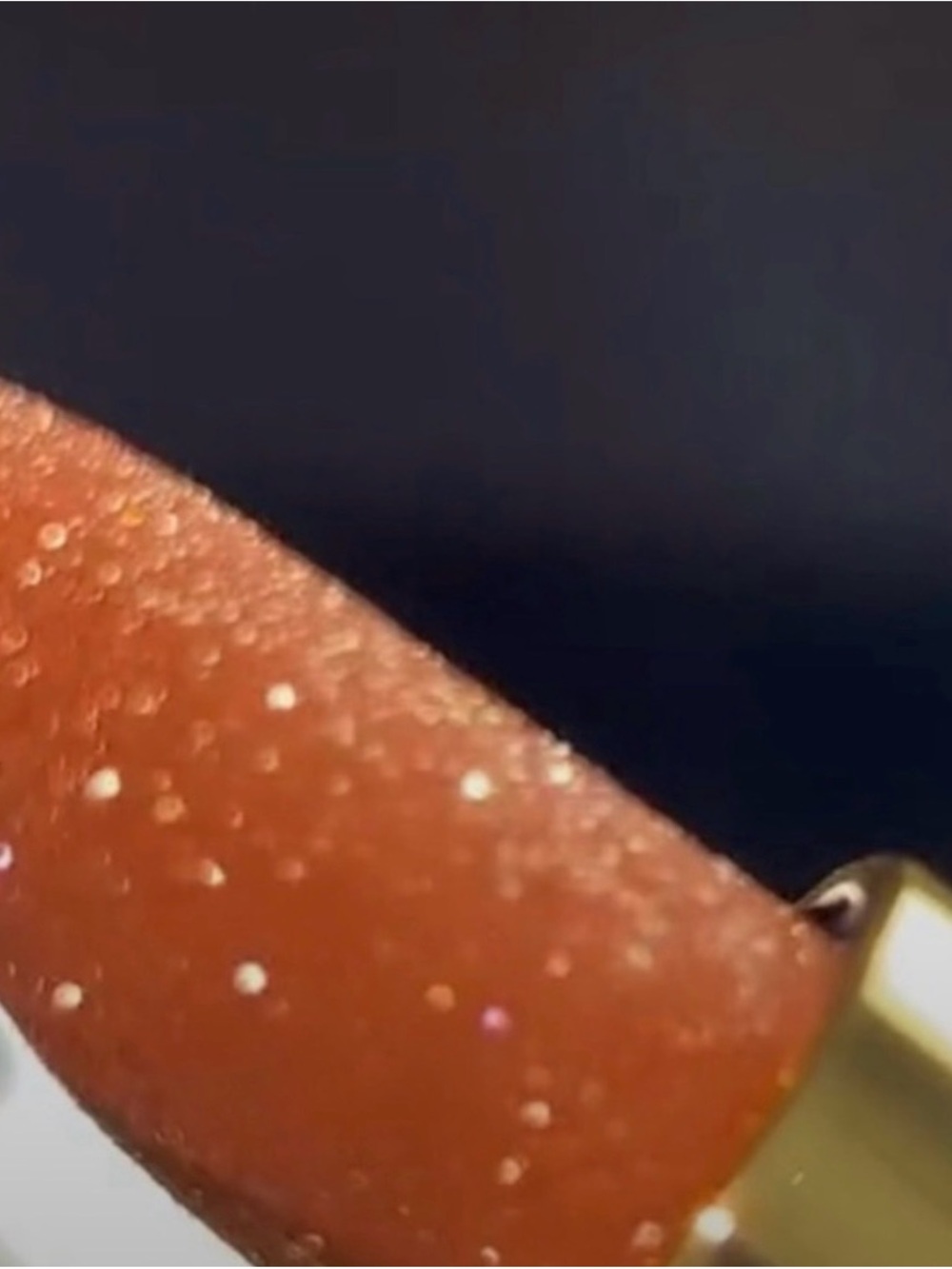 MAC FIZZY FEELS LIP BALM
Shade: Taste for bubbles
Limited edition - Picture 3 of 5